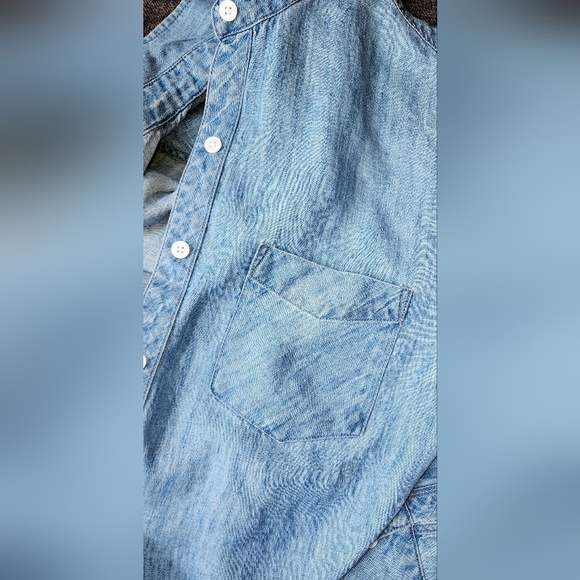 RAILS Ingrid Raw-edge, chambray, sz small, long sleeve, denim, blue, reg $178 - Picture 4 of 11